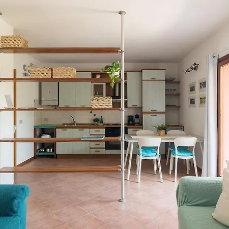 Aqua By Garda Apartment